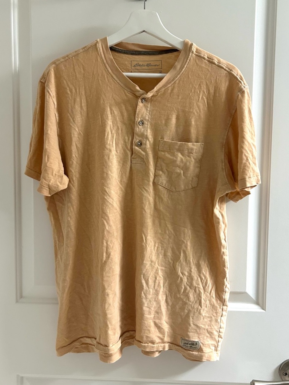 Men's Short-Sleeve Henley Pocket Shirt in Light Peach